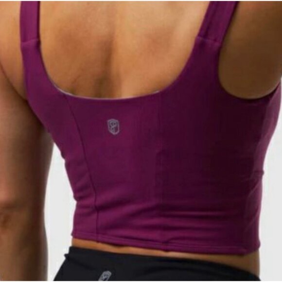 Born Primitive NWOT Extend Longline Sports Bra Crop Top in Magenta Size Medium - Picture 4 of 11